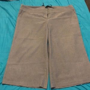 Torrid Capri slacks